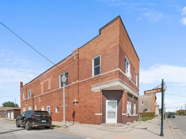2120 Schrage Ave, Whiting, IN 46394