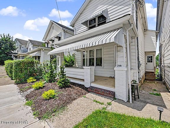3rd image of 254 W Main St