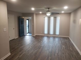 1325 N 11th St, Enid, OK 73701