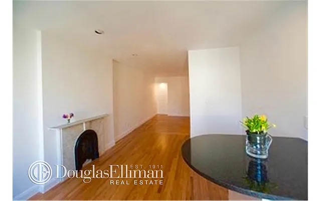 Rented by Douglas Elliman | media 31
