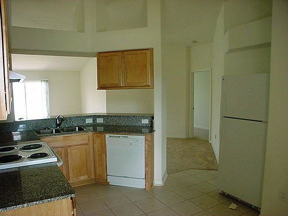 2nd image of 31119 Baclan Dr