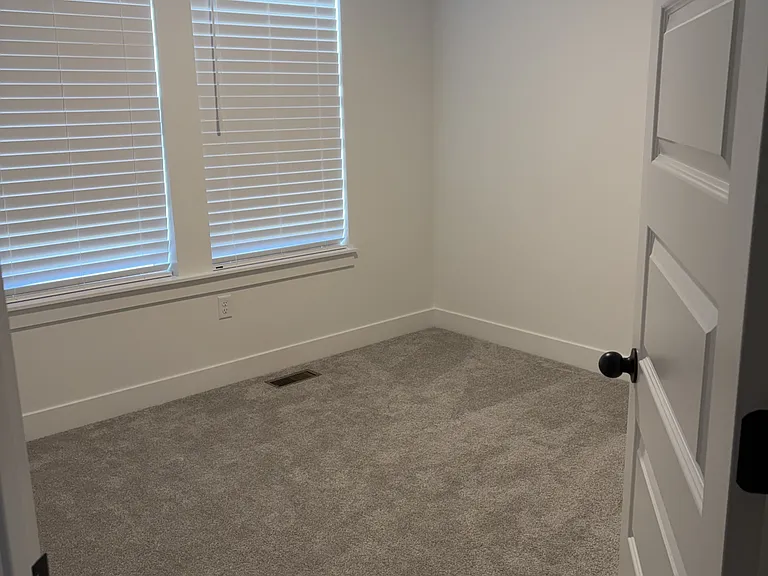934 N Banner Dr #2 — Photo 6