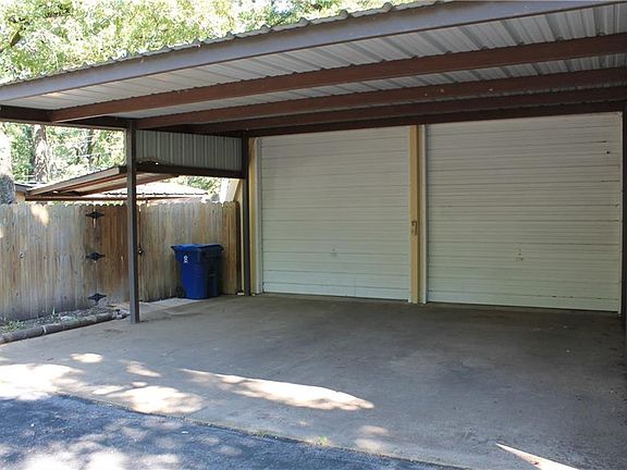 3rd image of 138 12 Oaks Cir