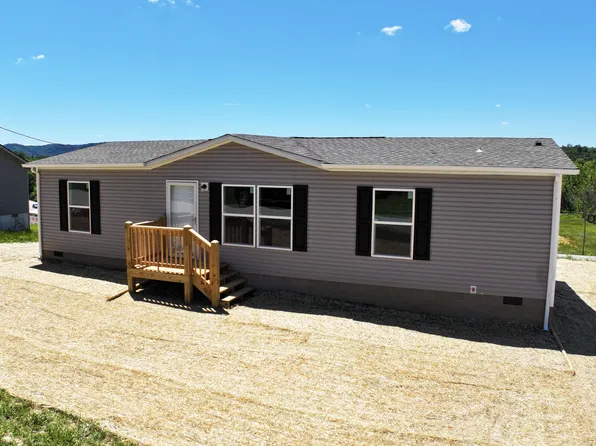 110 W Cedar Grove Rd, Irvine, KY 40336