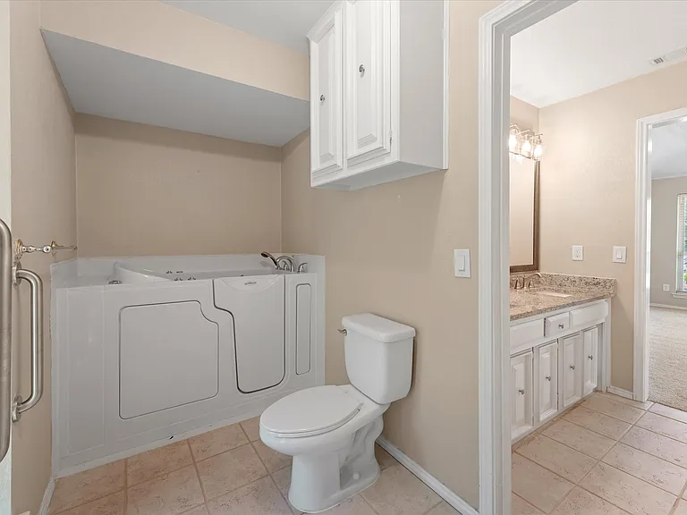 1617 Idyllwild Ct — Photo 6