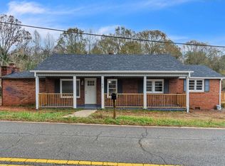610 Coopertown Rd, Spartanburg, SC 29307