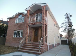 14035 248th St, Rosedale, NY 11422