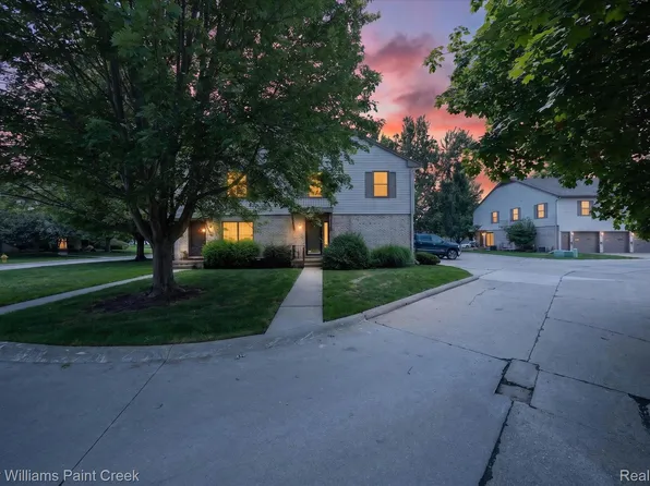 35108 N Bay Cir, Harrison Township, MI 48045