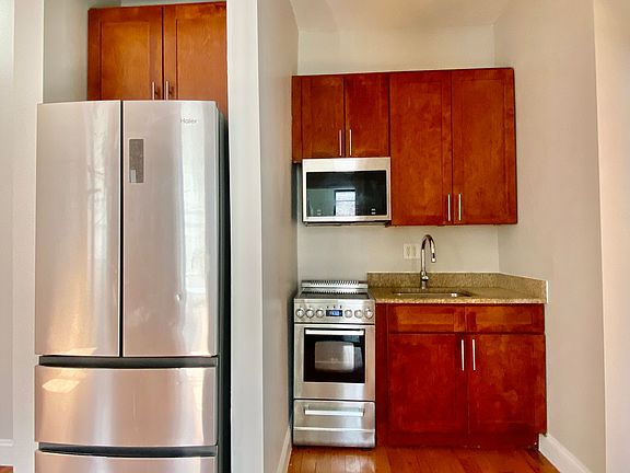 4th image of 361 Ocean Ave APT D2