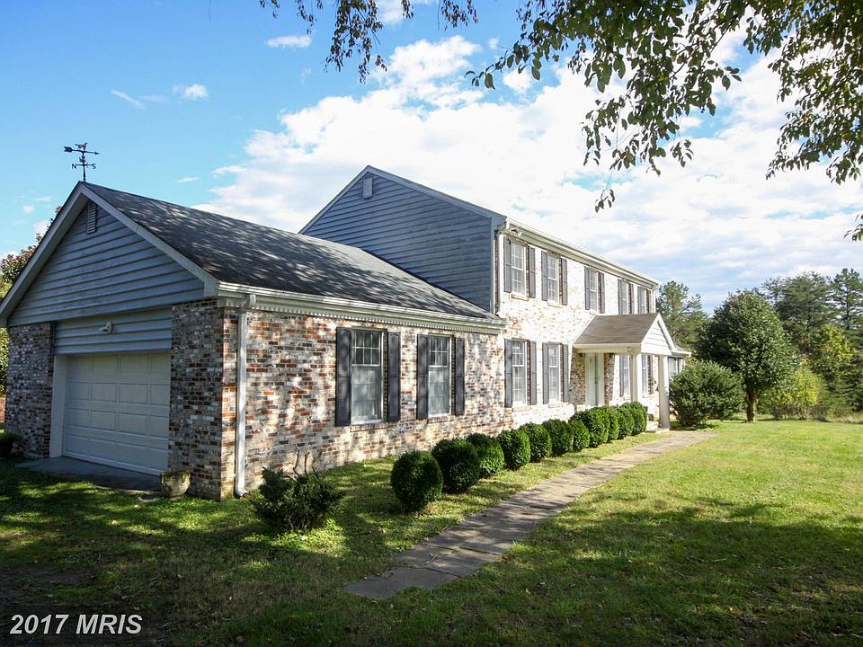 2nd image of 10276 Cliff Mills Rd