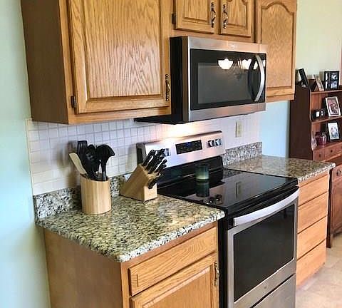 4th image of 1416 Plum Creek Dr