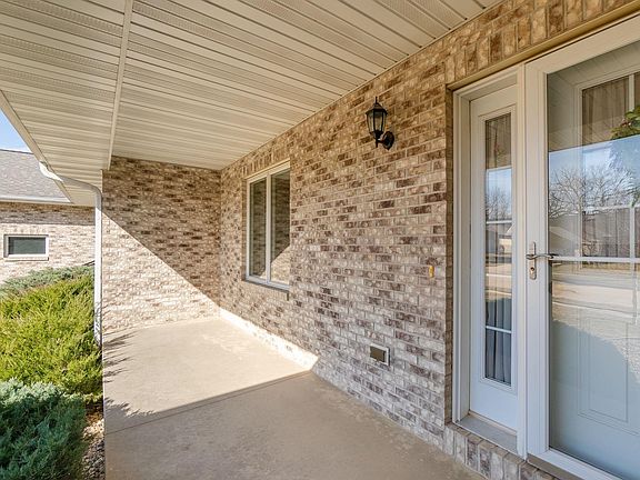 2nd image of 3422 Clearview Dr