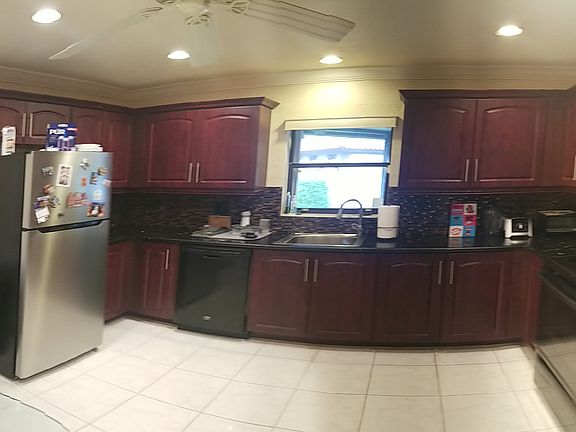 4th image of 8233 Pine Dr
