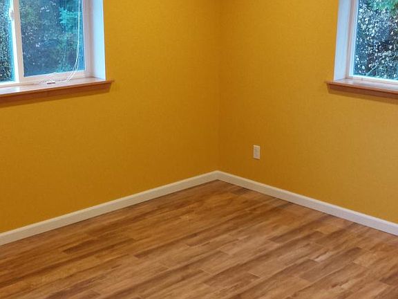 Large bedroom