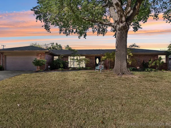 3829 E 51st Pl, Tulsa, OK 74135