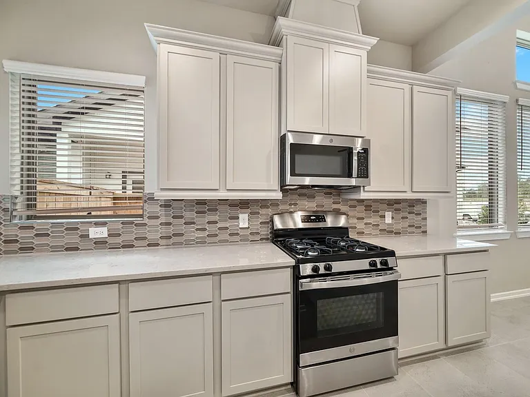 1547 Crystal Stream Dr — Photo 16