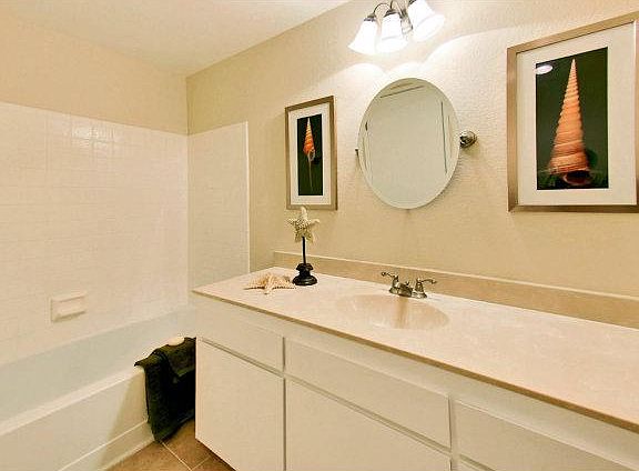 4th image of 1400 Bowe Ave APT 905