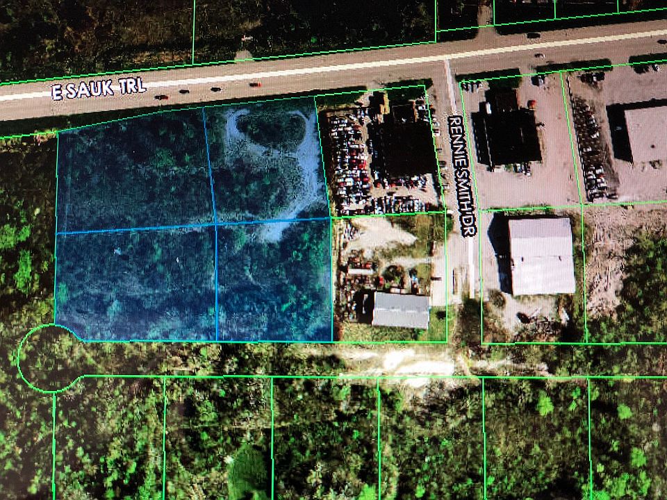 2nd image of 8030 Sauk Trl