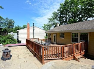 14 Apache Trl, Rockaway, NJ 07866