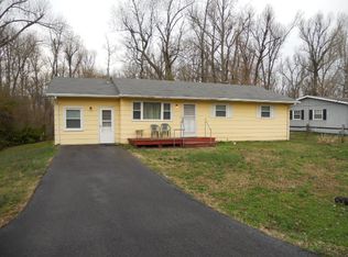 1615 Scott Dr, Madisonville, KY 42431