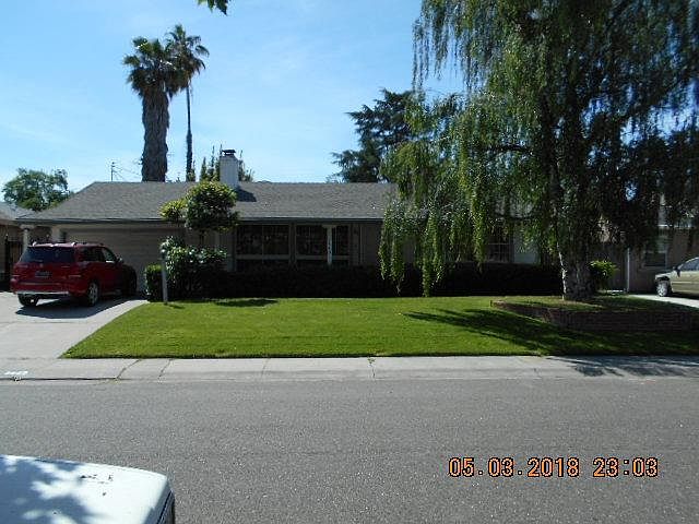1st image of 2440 W Princeton Ave