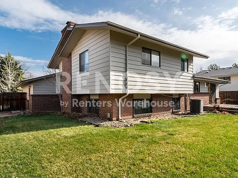 5452 Blackhawk Rd — Photo 43
