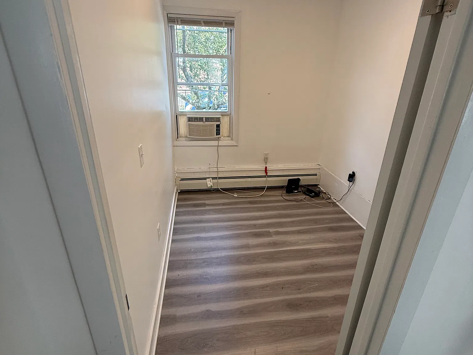 2 bed, 750 sqft, $1,400 — Photo 3