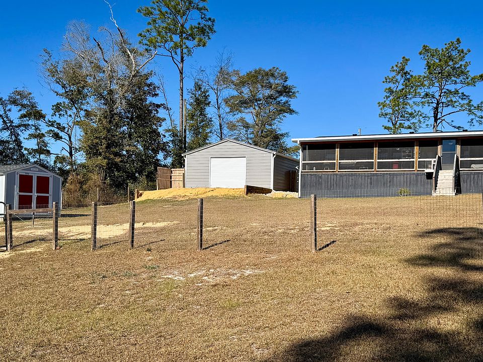 1st image of 2687 Linda Ln