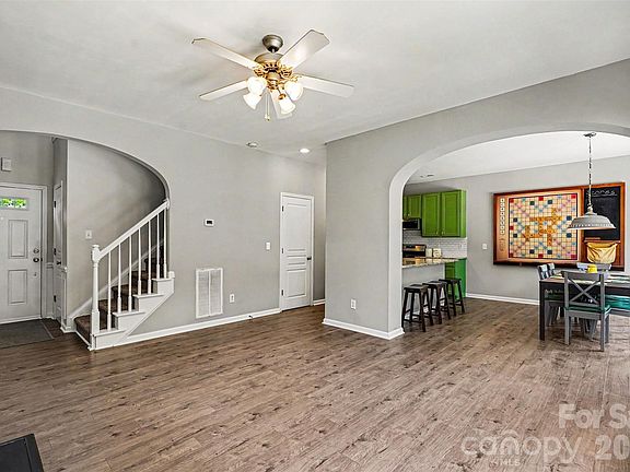 3rd image of 244 Sand Paver Way