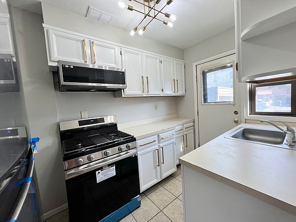 2nd image of 1275 Brexton Pl