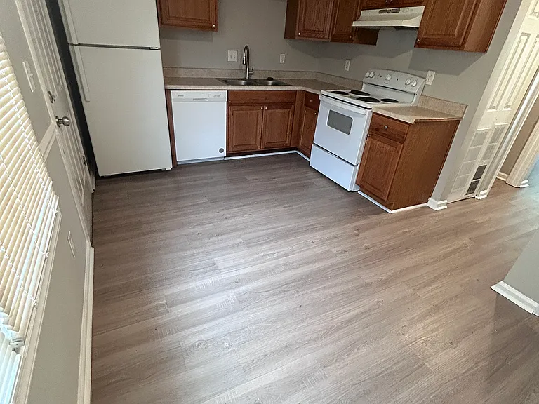 7669 Hunters Ridge Ln #2 — Photo 15