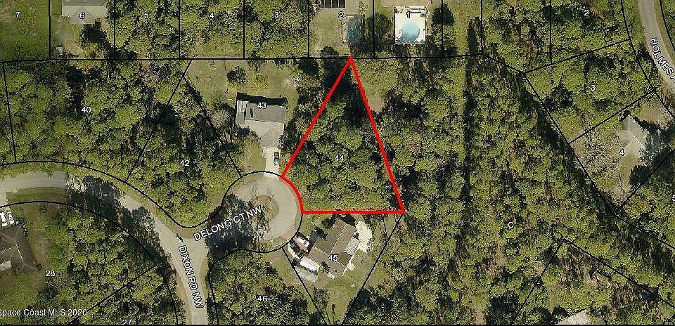 1st image of 1500 Delong Ct NW