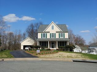 404 Dresden Ct, Purcellville, VA 20132