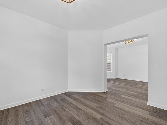 3rd image of 6018 S Sangamon St