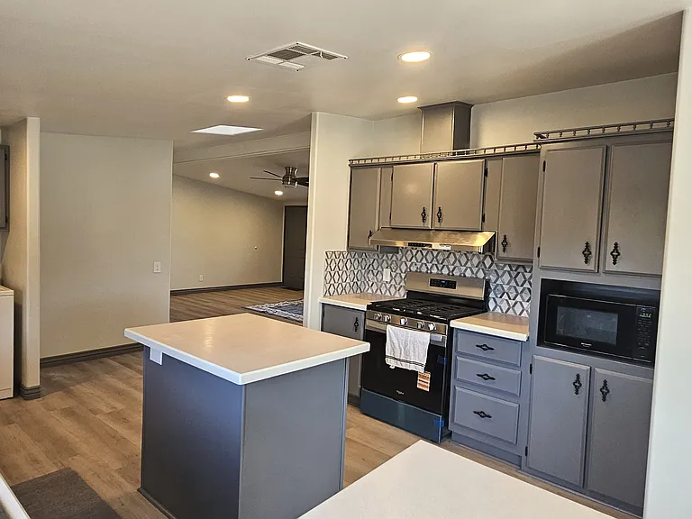 7300 N Spur Rd — Photo 10