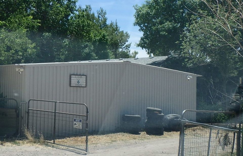 2nd image of 2275 E Hardy Ln