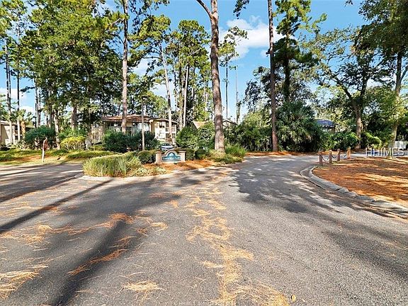 3rd image of 45 Three Mast Ln #45