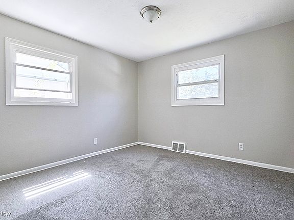 4th image of 4477 E 143rd St