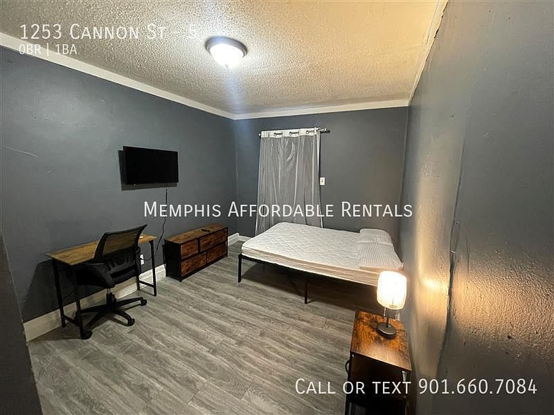 2nd image of 1253 Cannon St #5