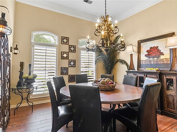 4th image of 1634 Lake Laurel Wood Cir