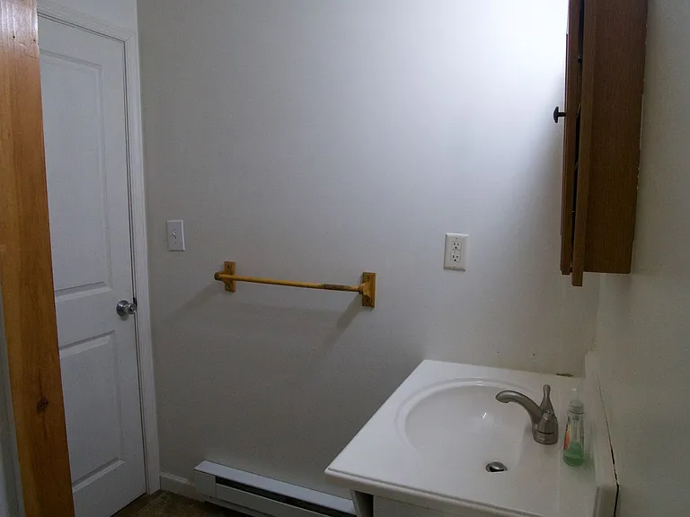 422 South St — Photo 15
