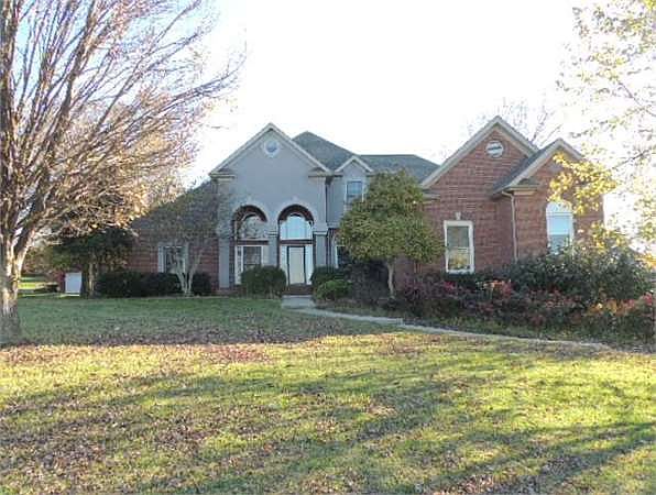 1st image of 2990 Edgemont Dr
