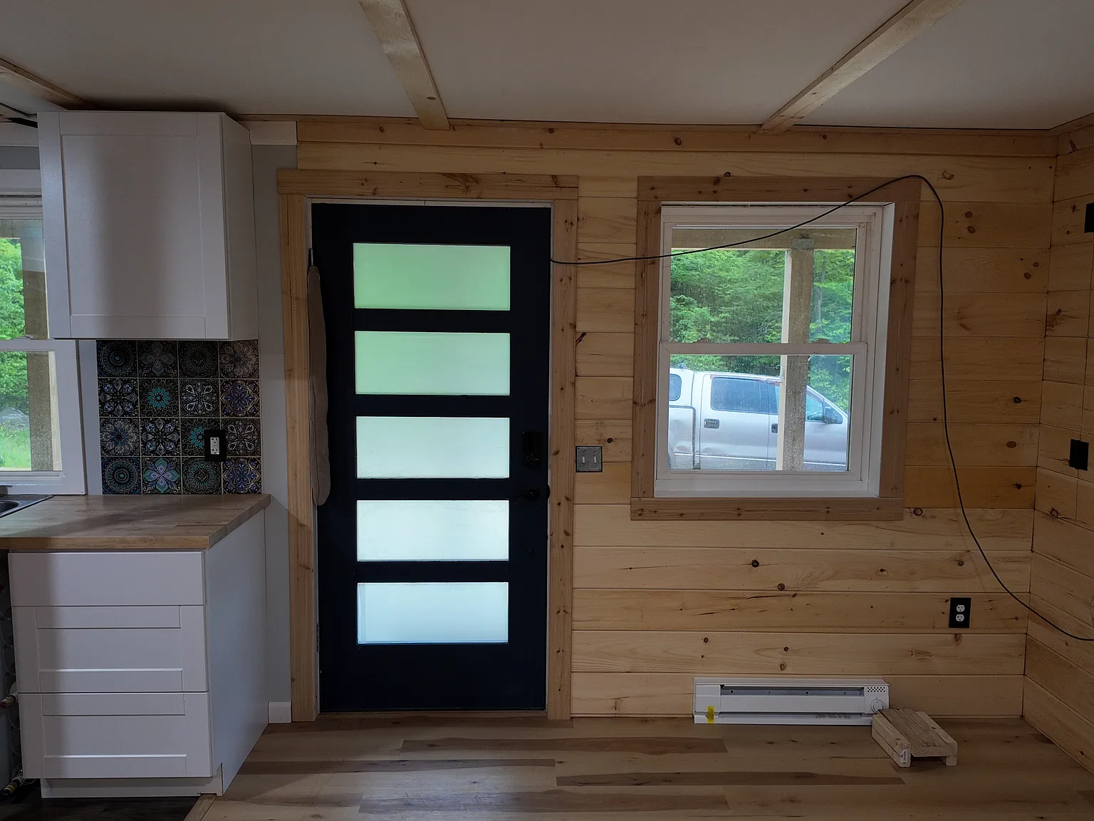 1 bed, 1400 sqft, $1,250 — Photo 2