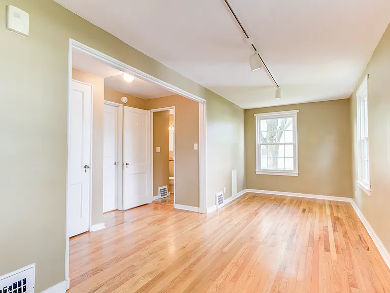 103 Oberlin Ct — Photo 19