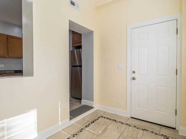 4837 W Monroe St #2 — Photo 20