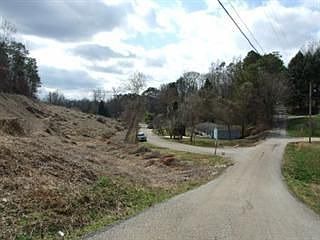4th image of 133 Meadowlark Ln