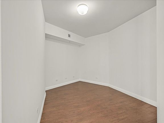 5th image of 200 W Sahara Ave #1611