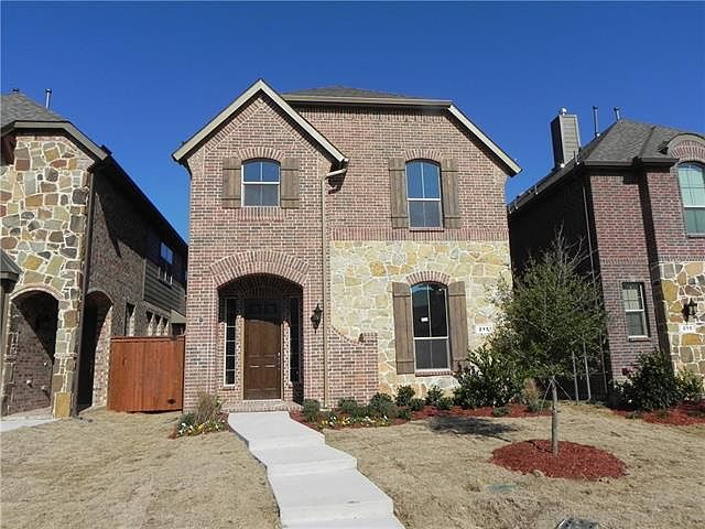 1st image of 217 Carrington Ln