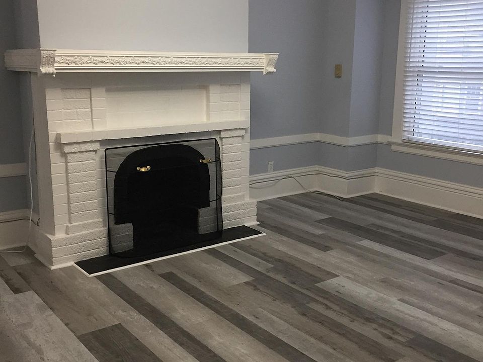 1st image of 376 31st Ave