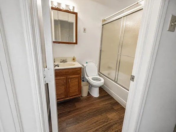 757 Mohawk St, Allentown, PA 18103
